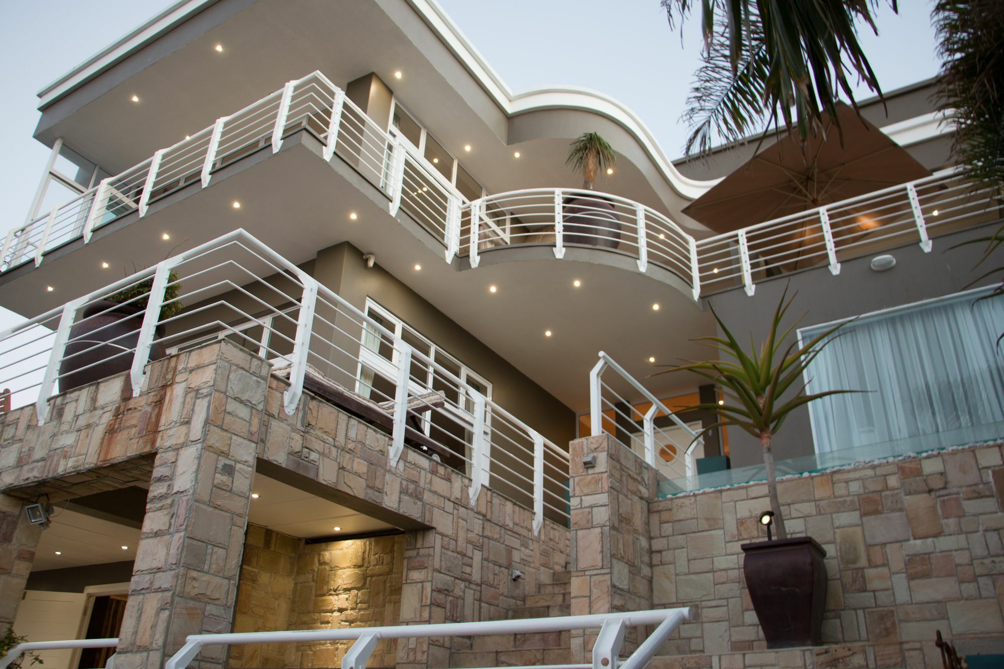 4 On Montagu Accommodation Mossel Bay Exterior foto