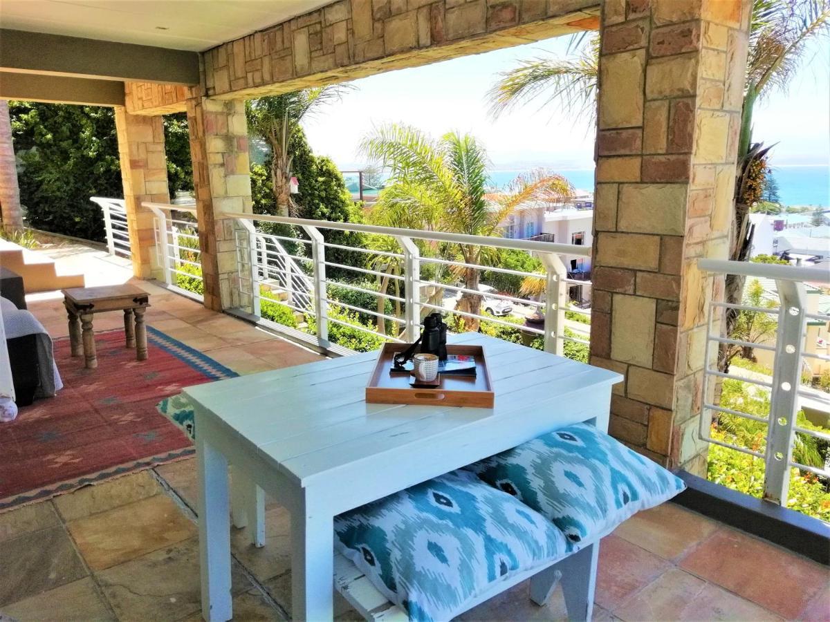 4 On Montagu Accommodation Mossel Bay Exterior foto
