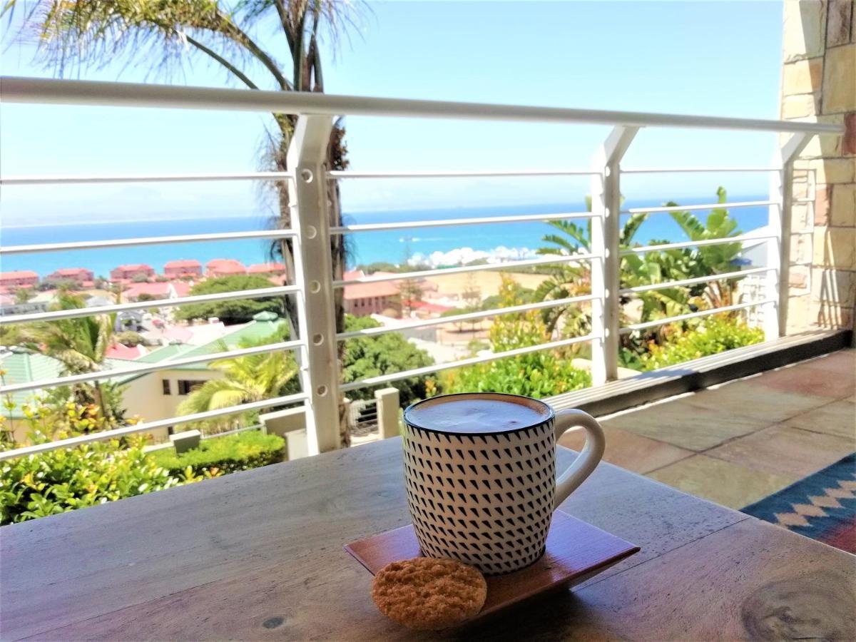 4 On Montagu Accommodation Mossel Bay Exterior foto